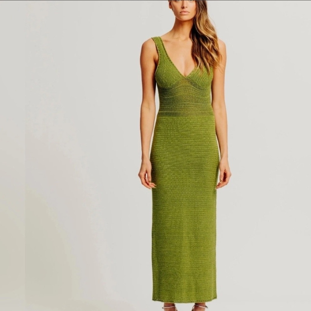 Torn by Ronny Kobo Madi Olive Green V‑Neck Knit Maxi Dress MSRP $248